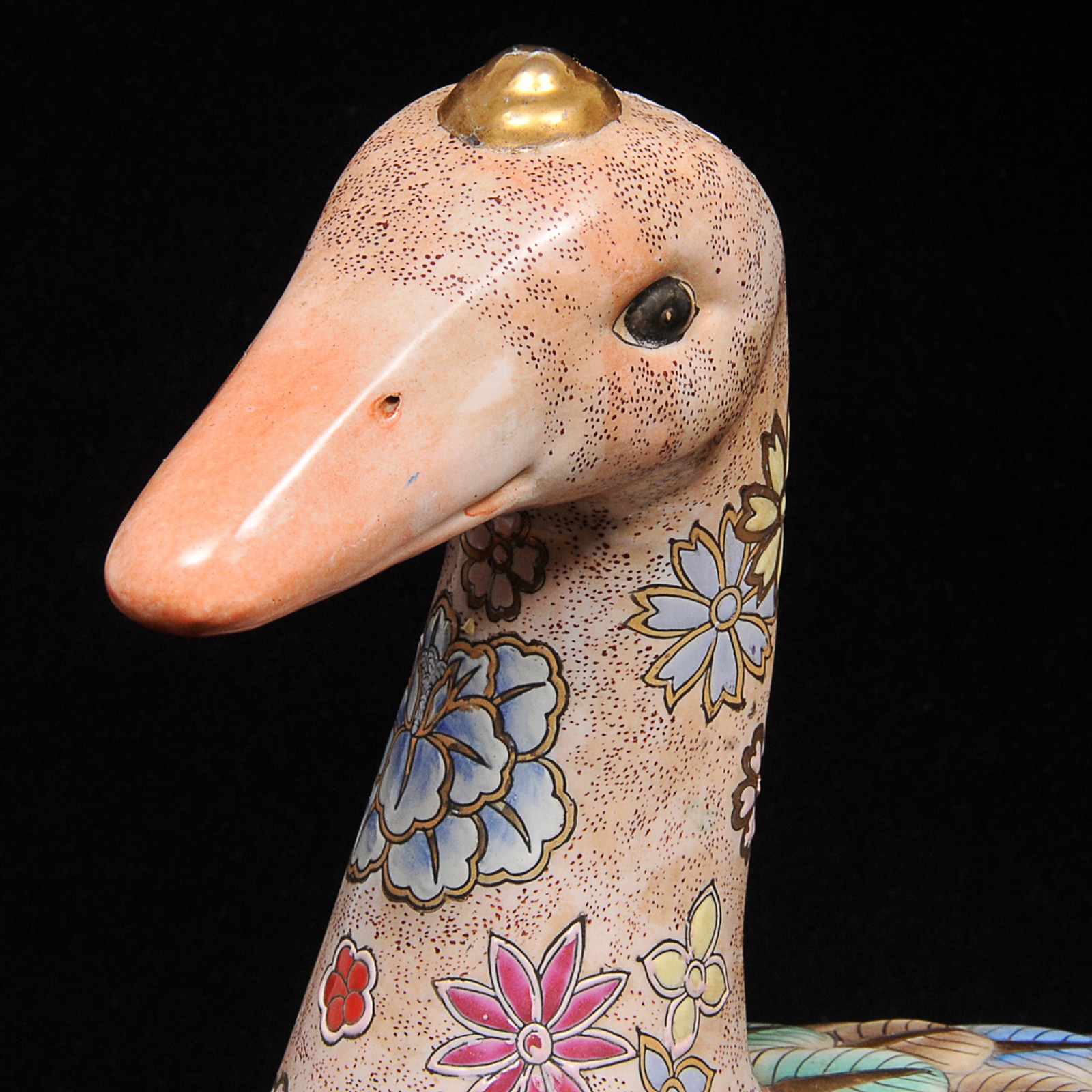 Terrina em porcelana chinesa policromada, moldada no formato de pato... - foto 4 de 6