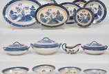 Aparelho de jantar em porcelana japonesa imperi... - Aparelho de jantar em porcelana japonesa imperial manufatura Iron Stone Ware decorada com pagodes e paisagens em rica policromia nas cores branc...