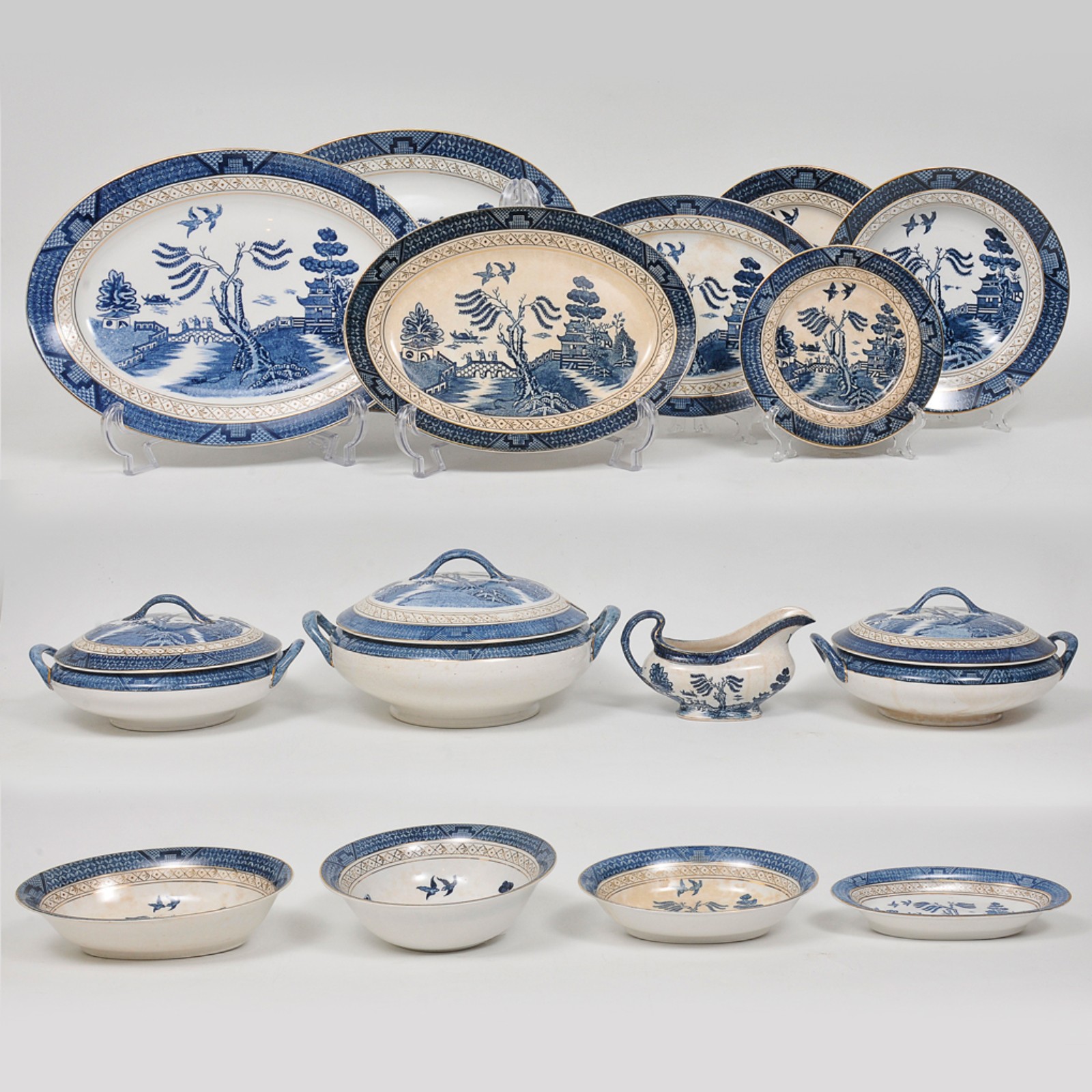 Aparelho de jantar em porcelana japonesa imperial manufatura Iron... - foto 1 de 10