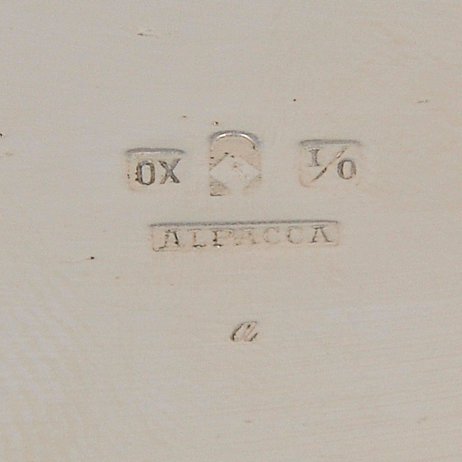 Pequena caixa saboneteira Art Nouveau de formato retangular em metal... - foto 3 de 3