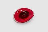 Cinzeiro em vidro artístico de Murano na cor ve... - Cinzeiro em vidro artístico de Murano na cor vermelho e magenta com design oval, Déc.80.<br>Ex - Coleção Carlos Ferreira