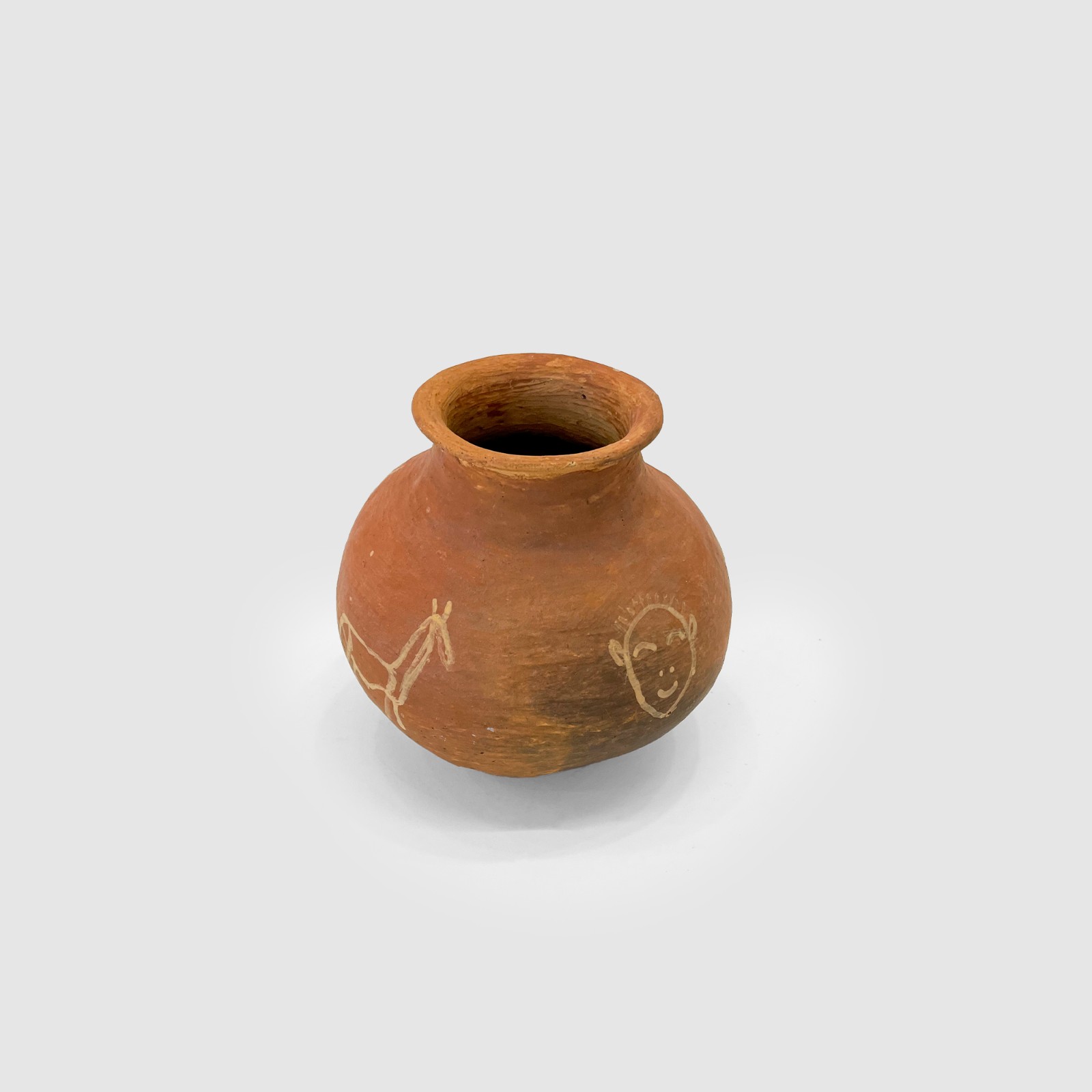 ARTE POPULAR - Moringa confeccionada em terracota com decoração de... - foto 2 de 6