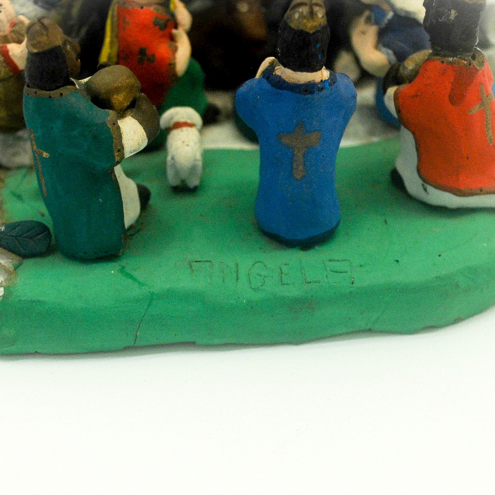 Grupo escultório em terracota representando presépio pintado em tinta... - foto 5 de 6