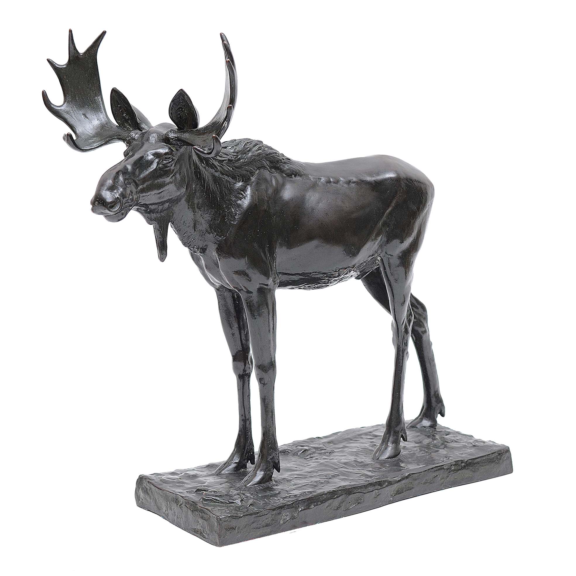 Escultura representando alce parado, 1930 - foto 1 de 5
