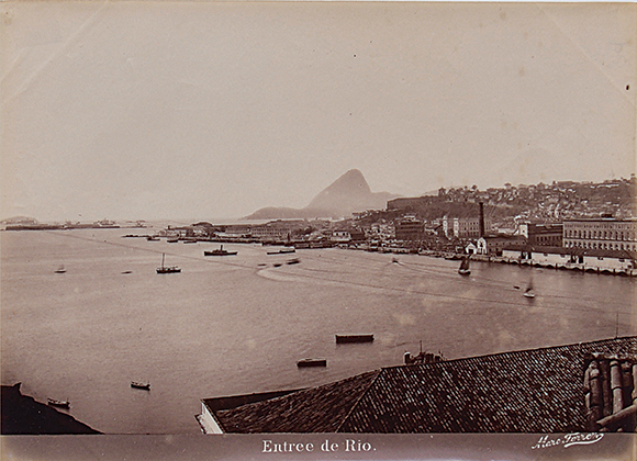Entreé de Rio [Entrada do Rio de Janeiro, vendo-se o cais Pharoux e adjacências] - foto 1 de 2