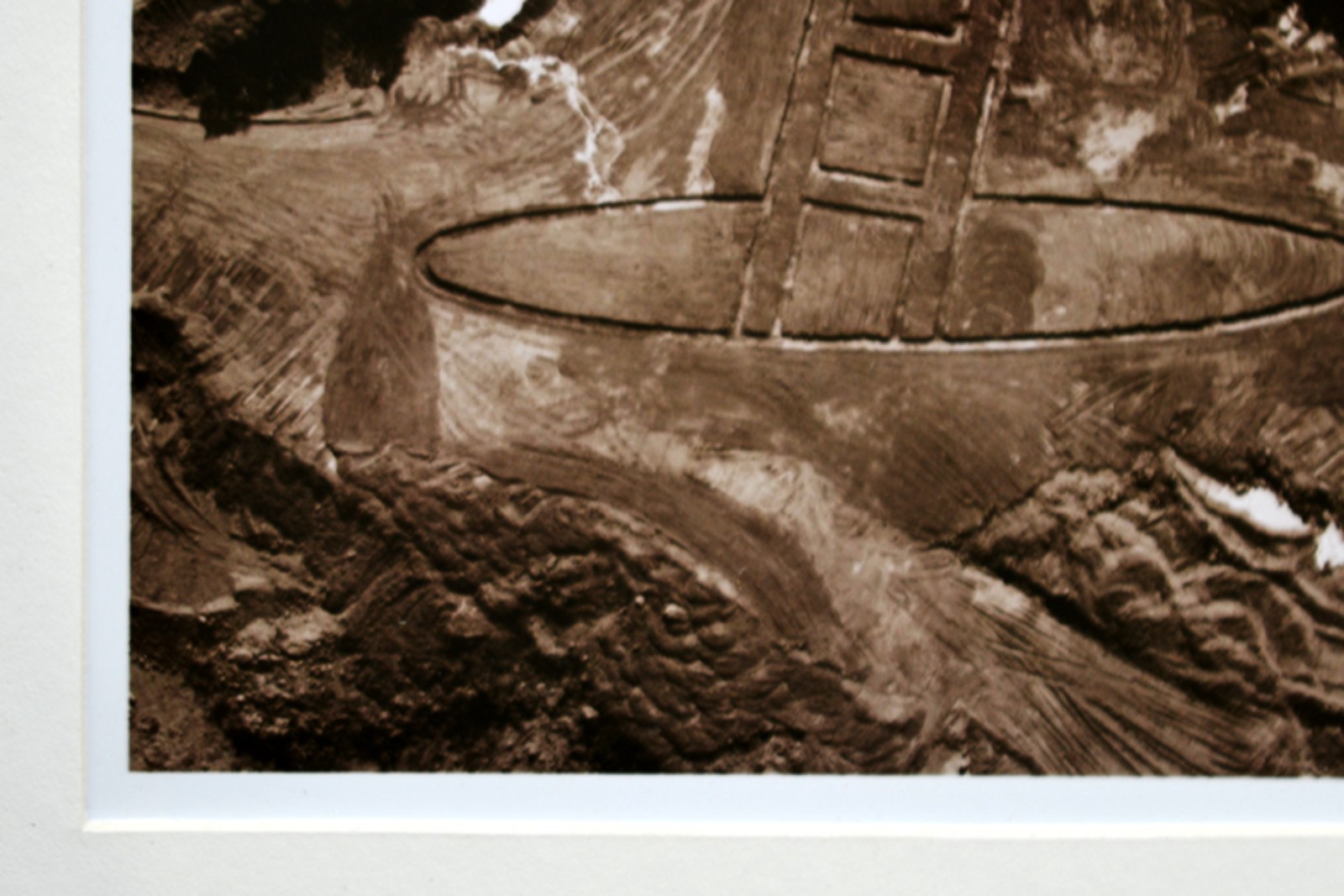  Vik Muniz (1961), " Carajás 4 - Mina de Ferro" - Séries Earthworks , 2006 - foto 2 de 4