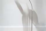 Grande Luminária de chão confeccionada em metal... - Grande Luminária de chão confeccionada em metal cromado estilo Arco Lamp de Archille Castiglioni e Pier Giacomo anos 60/70 com haste reta e lisa...
