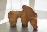 Tiago Olinda, 1943 - Boi, 2004<br>Grande escultura em terracota representando o animal.