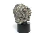 Miguel Berrocal (1933-2006), Retrato de Michelle - Escultura de metal niquelado<br>Ass. na peça<br>Quebra-cabeça vintage representando busto feminino tridimensional<br>Numerada 5366