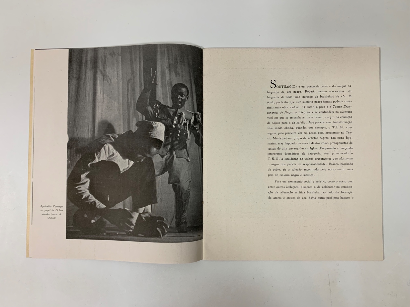 Enrico Bianco (1918-2013), Sortilégio, "Mistério Negro de Abdias do Nascimento". 1957 - foto 5 de 9