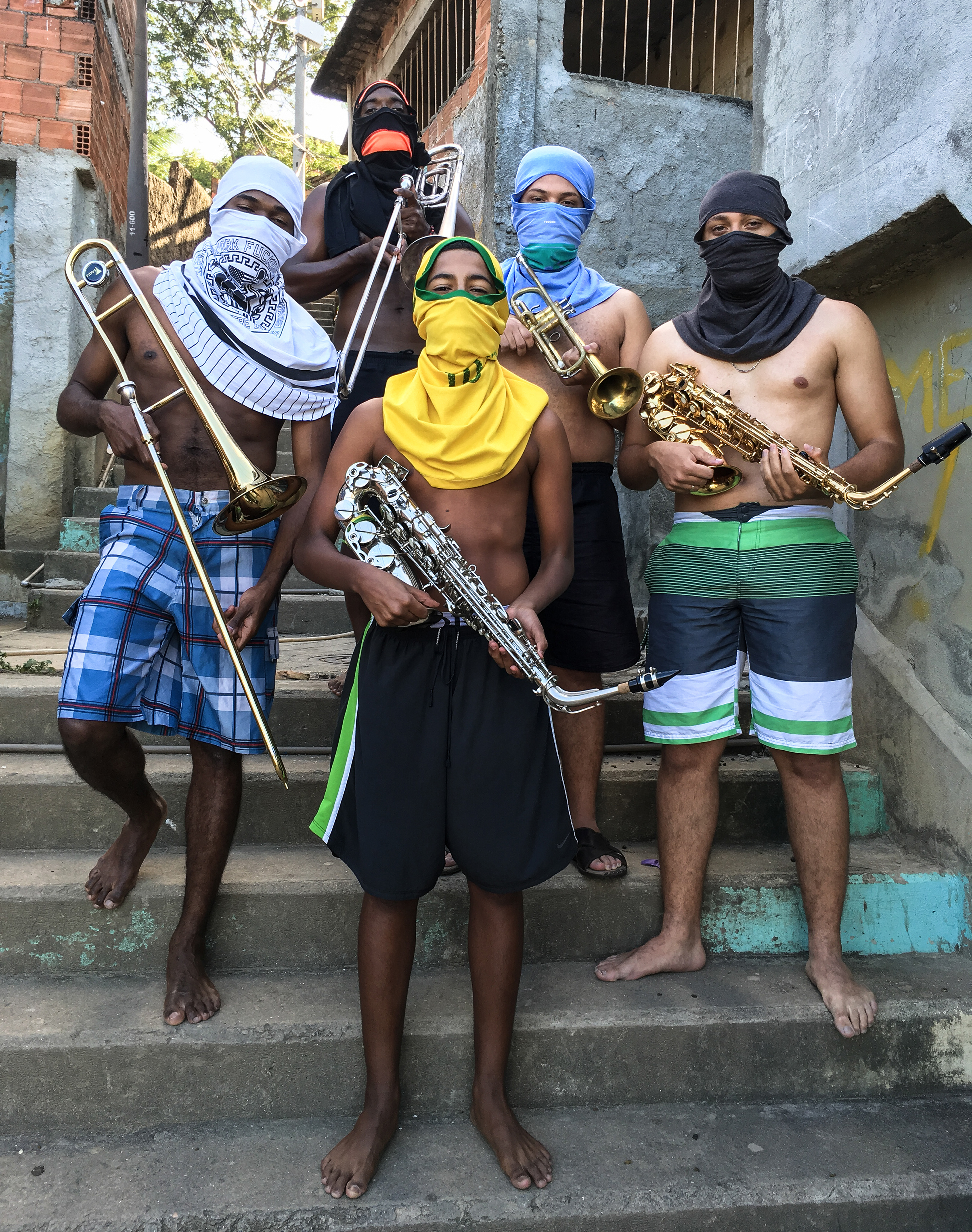 Anderson Valentim (1982), Alguns Lutam com outras Armas - Morro do Borel, RJ - foto 1 de 2
