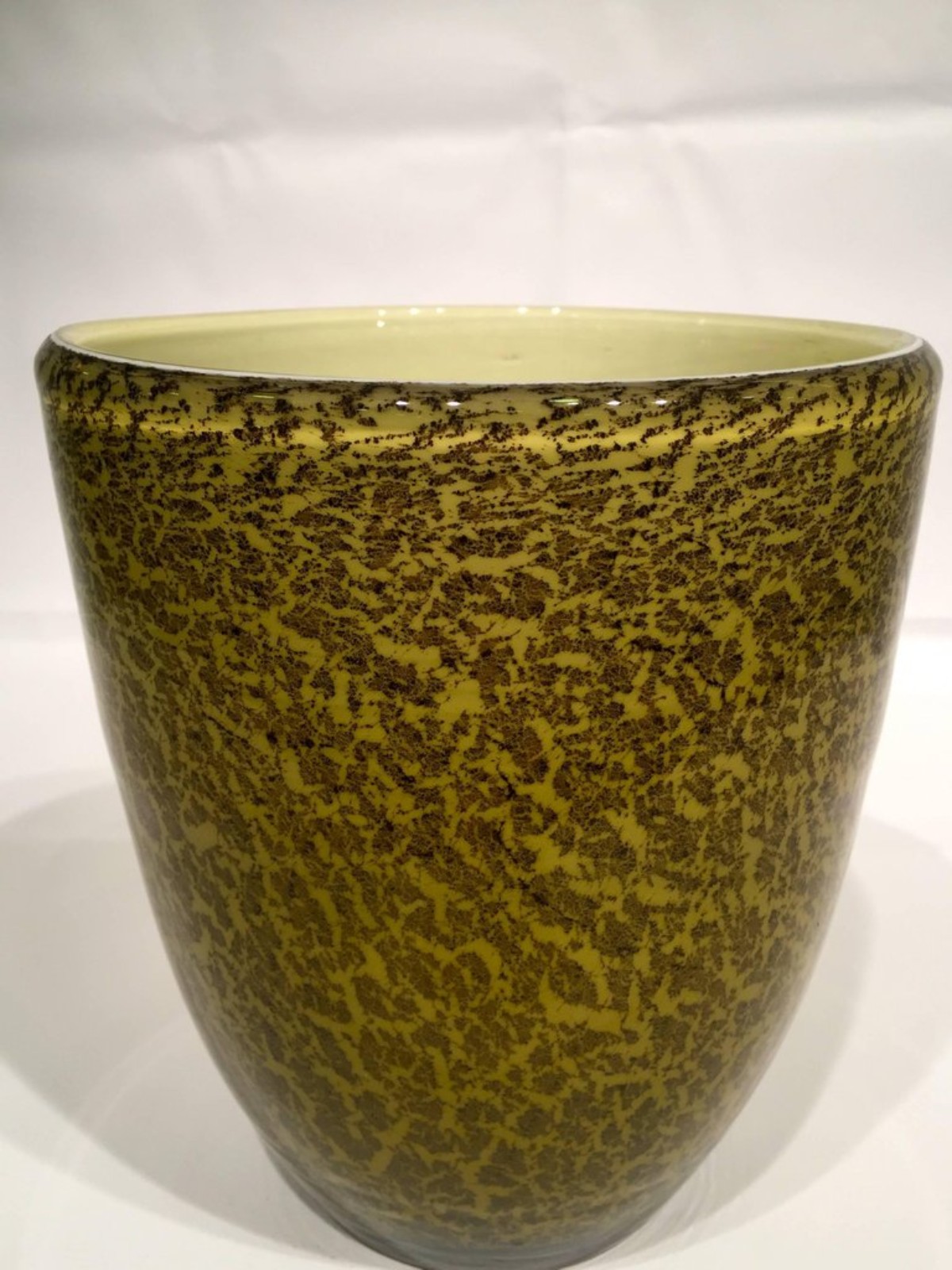 Vaso em vidro artistico soprado de Murano na cor mostarda duplo com... - foto 2 de 3