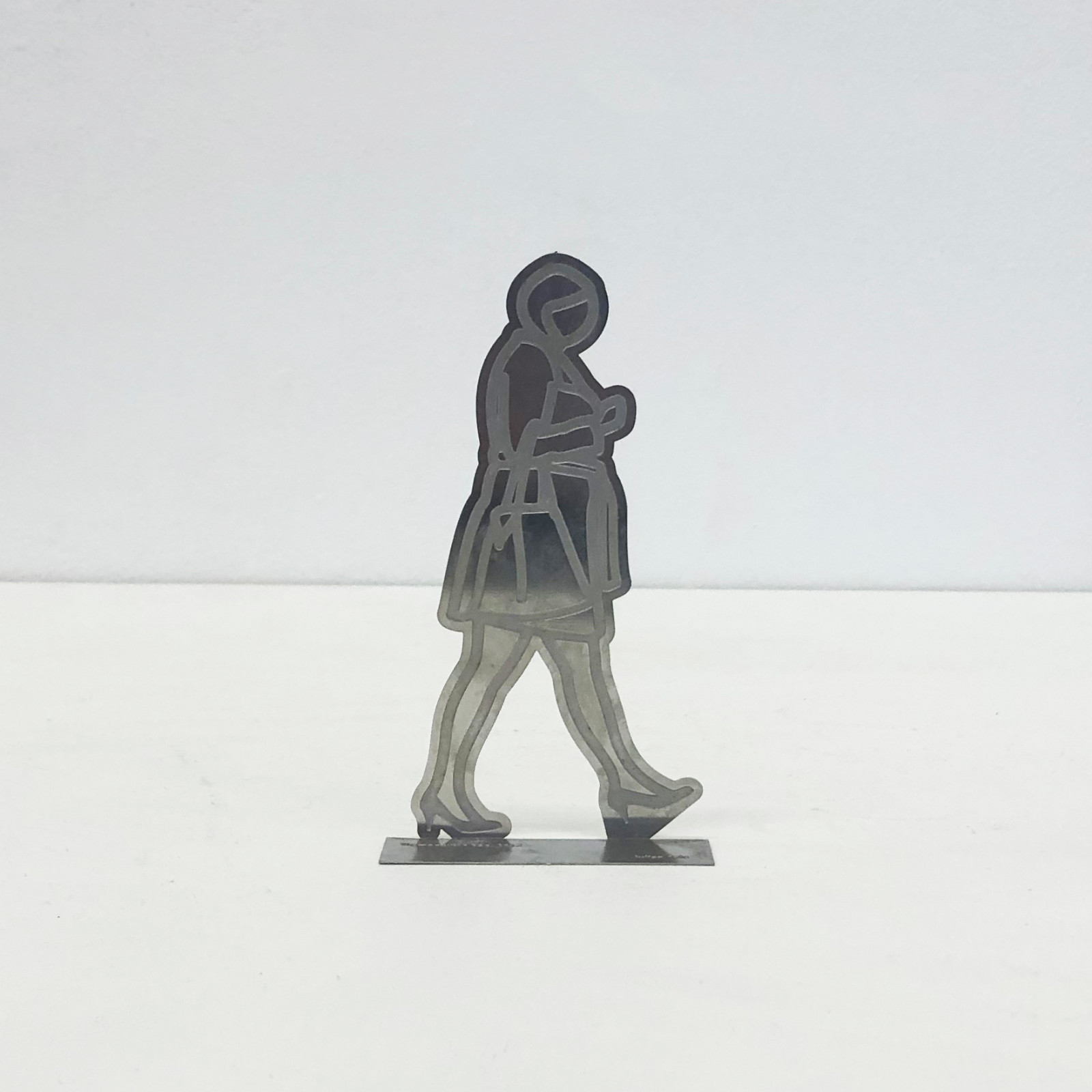 Julian Opie (1958), WOMAN WITH BAG, 2012 - foto 2 de 3