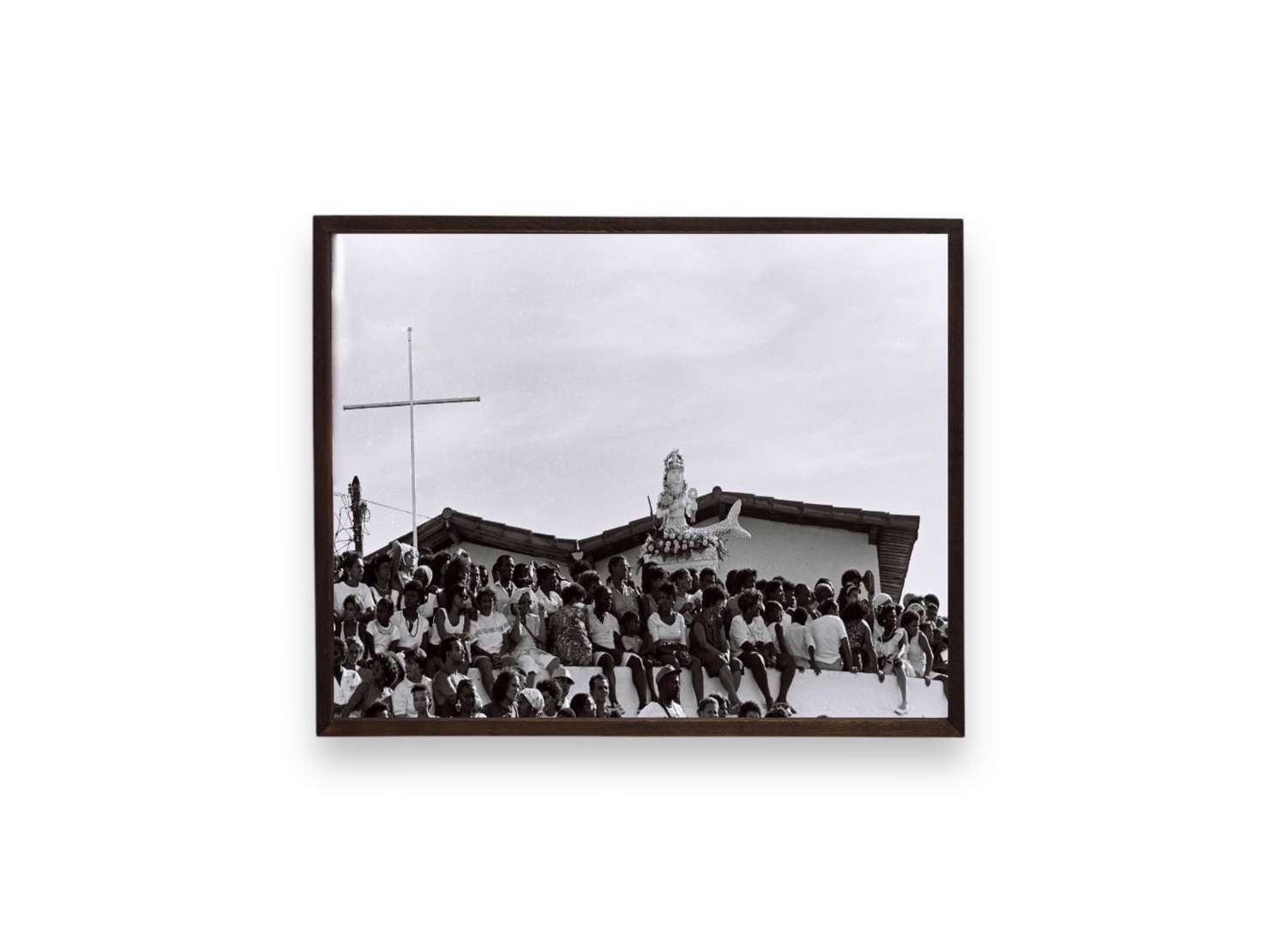 LAZARO ROBERTO (1957), Dia de Iemanjá no Rio Vermelho, 1991 - Fotografia Analógica impressa em papel de algodão<br>Ass. inf. direito <br>Edição 02 de 05<br>