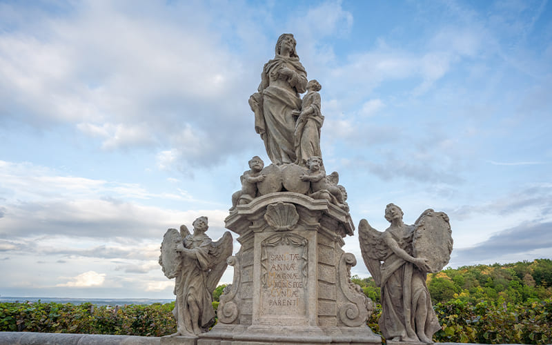 El origen de los monumentos “visitables”: del símbolo al destino turístico