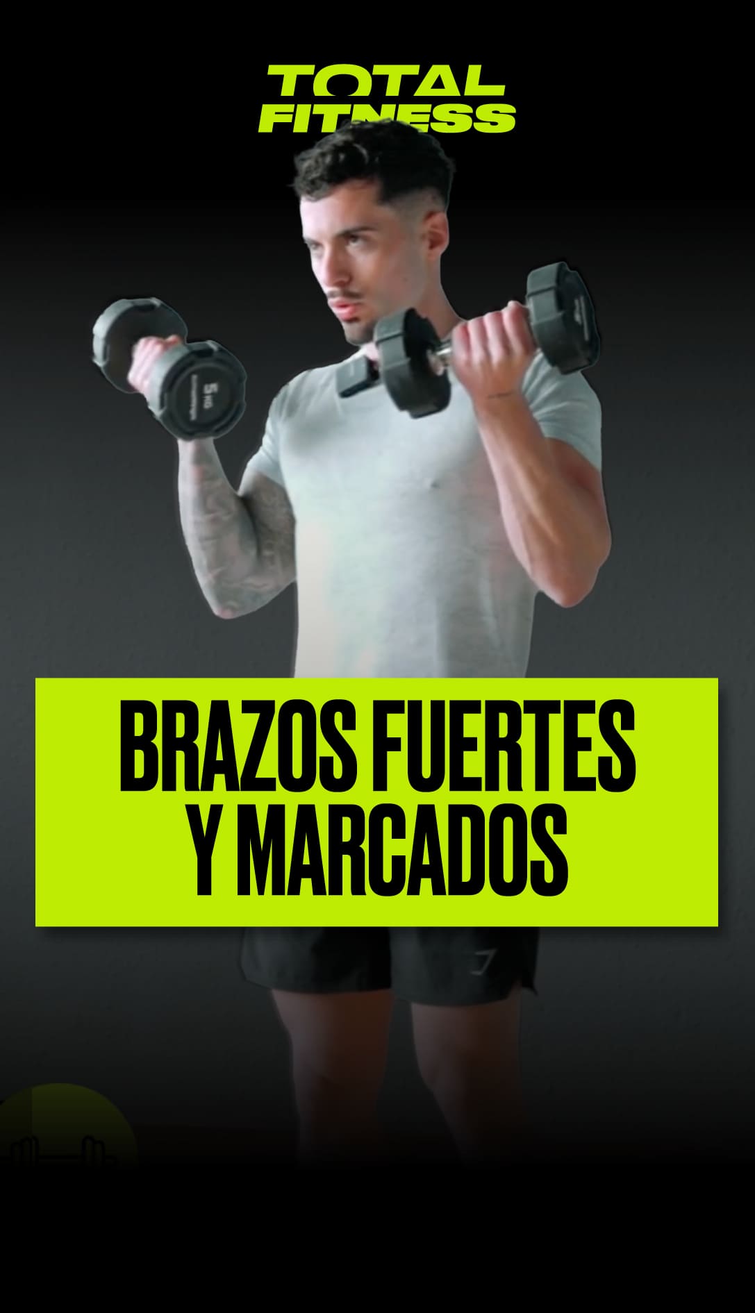 Brazos fuertes y marcados