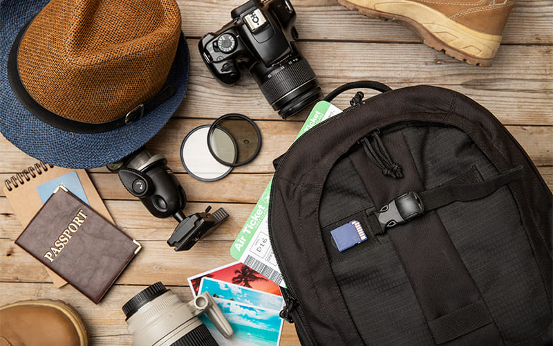 Monte seu kit de viagem: itens essenciais para férias sem preocupações