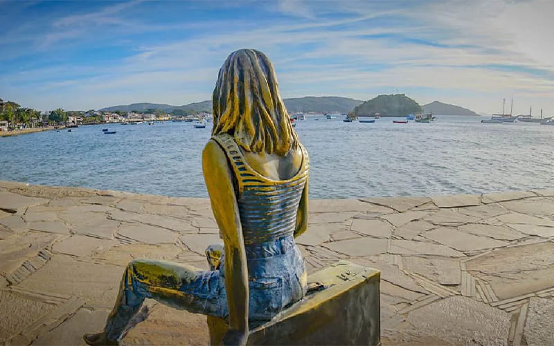 A origem da estátua de Brigitte Bardot