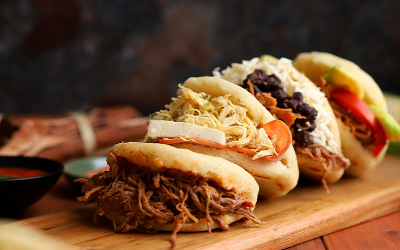 Reinventa tus arepas con estos rellenos