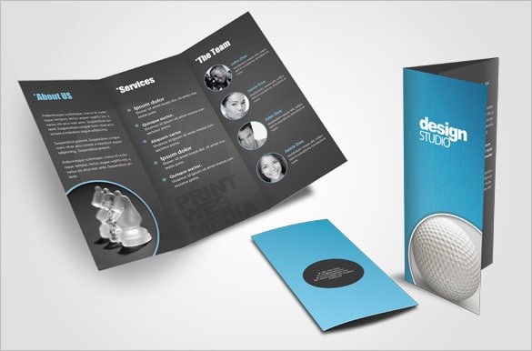 Layout de Design de Brochura Tri-fold Criativo para Agência
