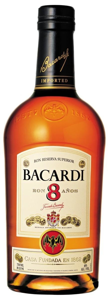 Ron Bacardi 8 años 750cc