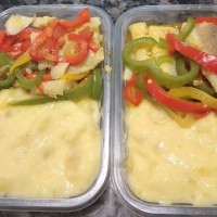 Filé de peixe ao molho de tomates frescos c/ arroz integral e brócolis