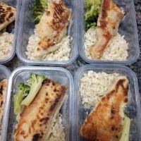 Filé de peixe c/ purê (mandioquinha, batata doce ou abobora) e arroz 