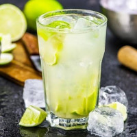 Caipirinha de Limão
