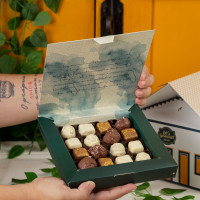 CAIXA SELEÇÃO DE BOMBONS FINOS (16 UNID)