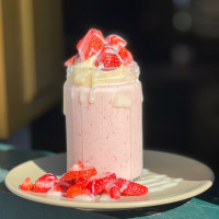 MILK SHAKE DE MORANGO