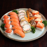 寿司卷精选 2号 24件 / SUSHI & ROLL SELECTION  2 (24 peças)