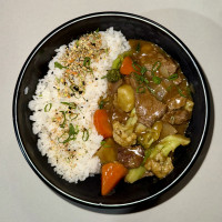 Curry com carne