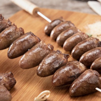 Espetinho de coração de frango+ buffet livre 