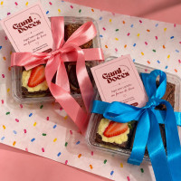 Caixa de Brownies recheados com laço decorativo