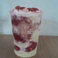 Morango com ninho 