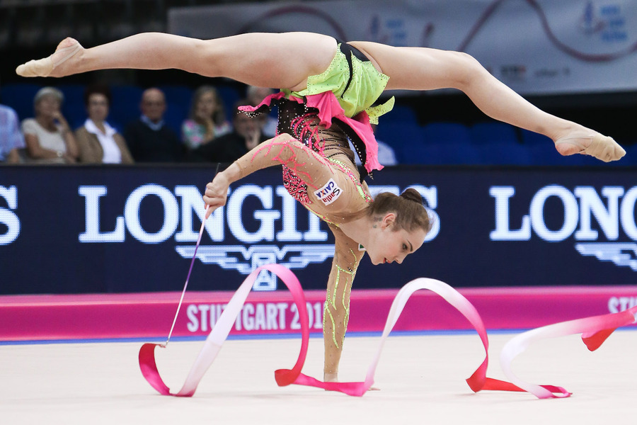 263469 538825 angelica kvieczynski  bra   fig rg world championships 18