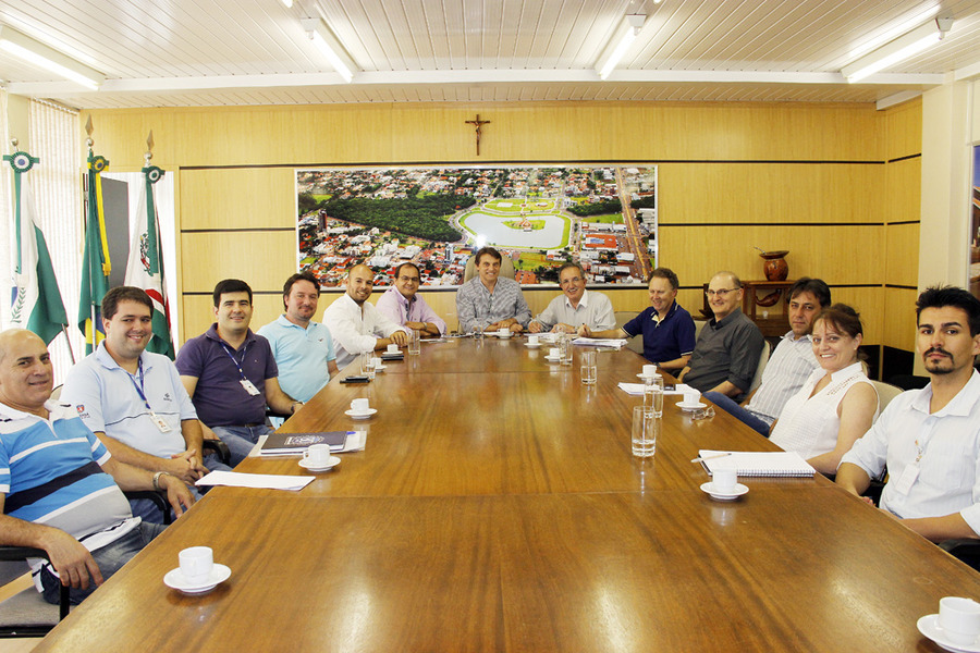 Reuni%c3%a3o cohapar prefeitura carlos rodrigues 10
