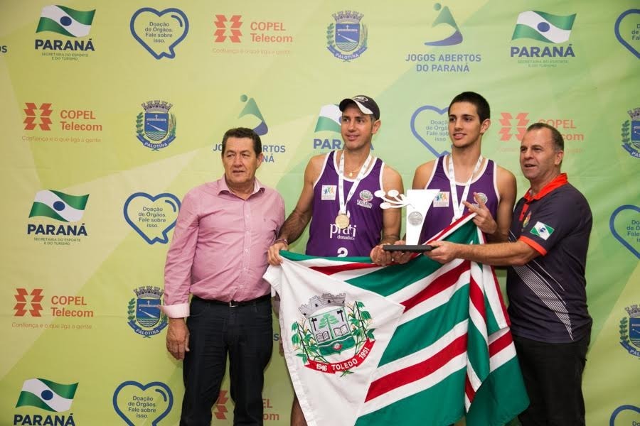 Volei f