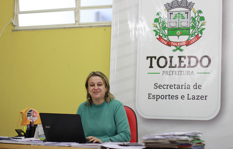 Marli costa   secretaria fotos michael juliano 2 3 2