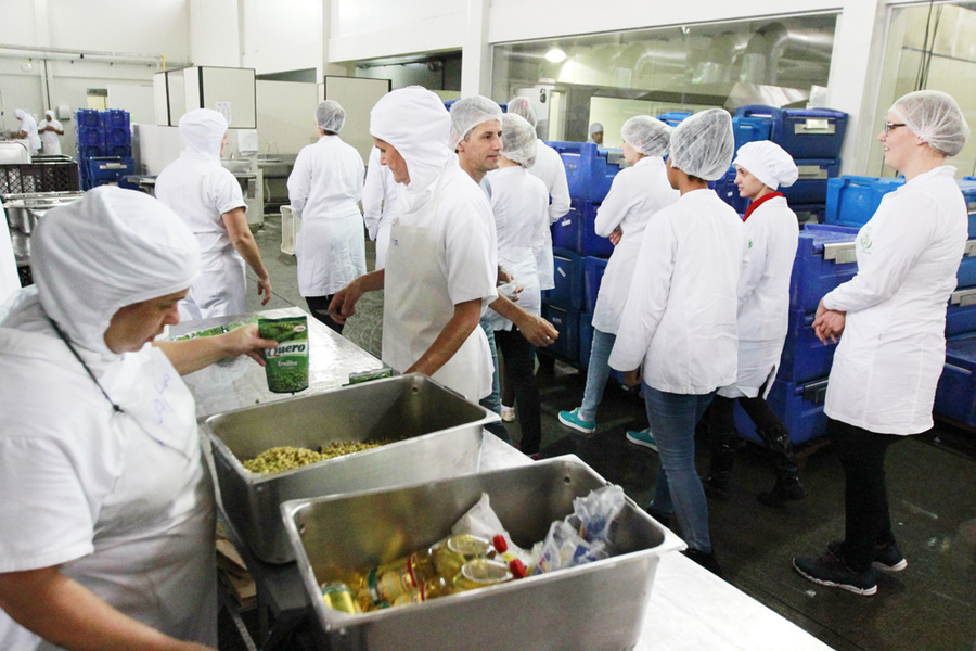 Pessoal da uffs na cozinha social carlos rodrigues 08