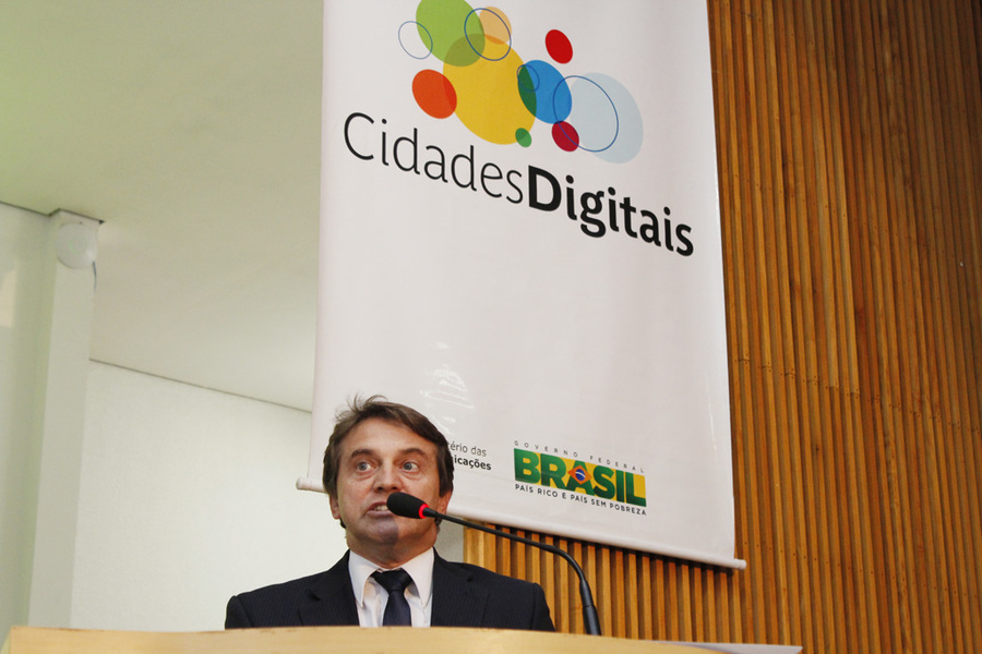 Premio prefeito inovador cidades digitais carlos rodrigues