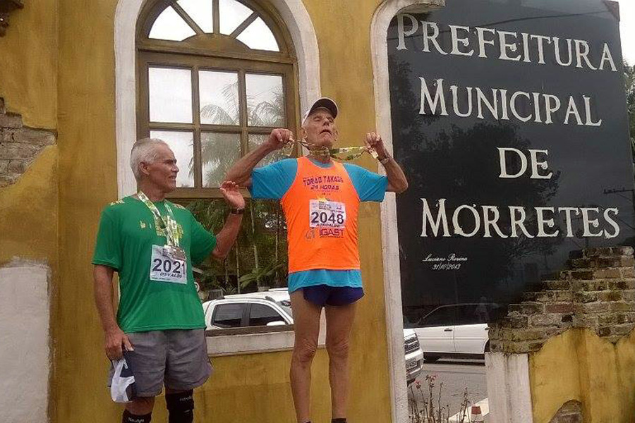 Atletas toledanos em morretes 1