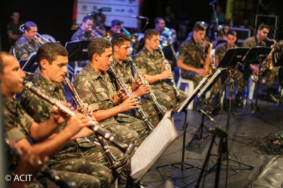 Banda exercito %281%29