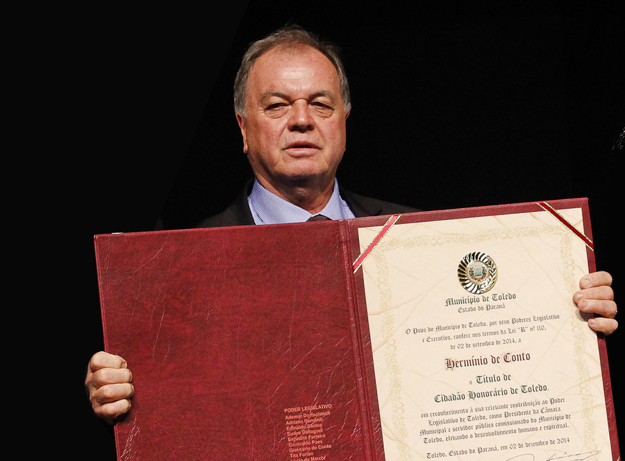 Herminio de conto cidadao honorario foto fabio ulsenheimer 