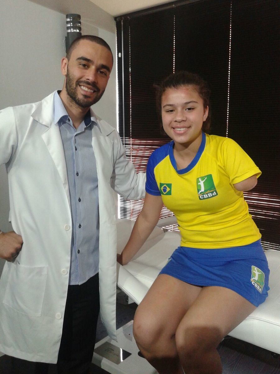 Parceria medicina cintya oliveira   dr. rafael %282%29