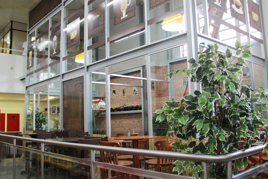 Cafeteria 1