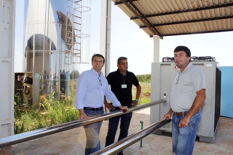 Visita cooperativa agroindustrial coopermilk carlos rodrigues 11