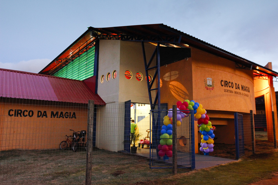 Circo da magia vai promover interc%c3%a2mbio 9