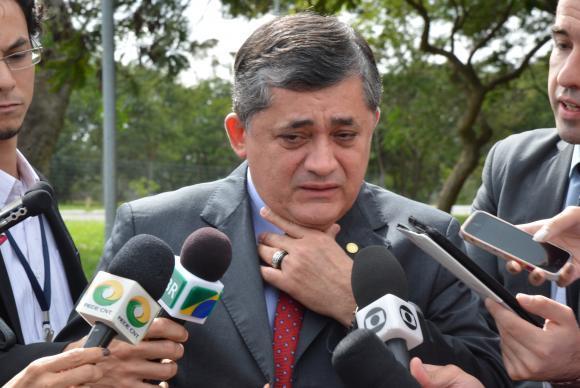 Interlocutor governo
