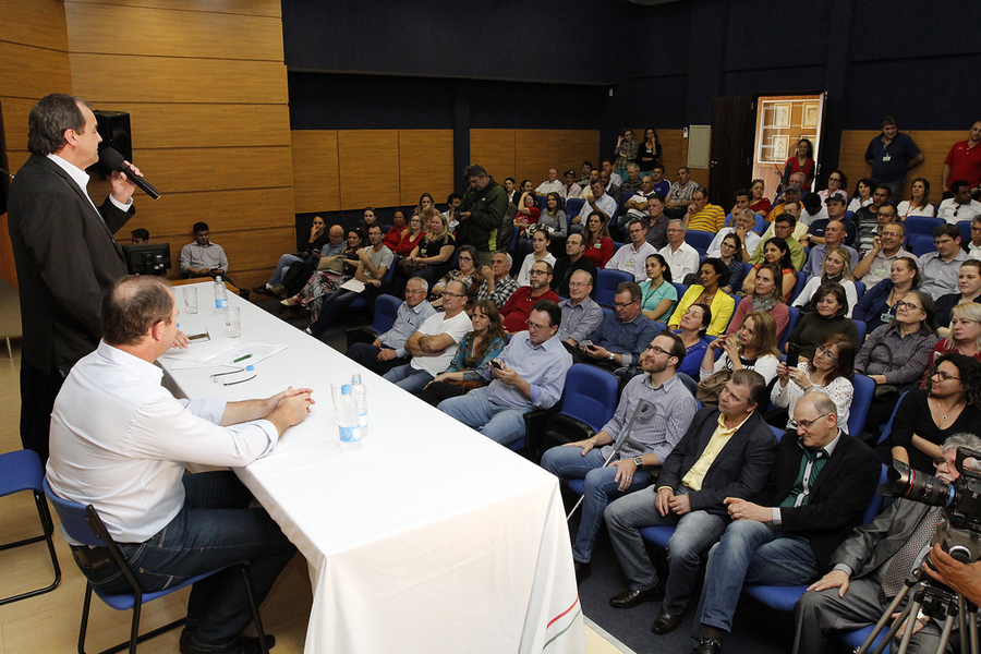 Transmiss%c3%a3o do cargo de prefeito para o vice carlos rodrigues 22